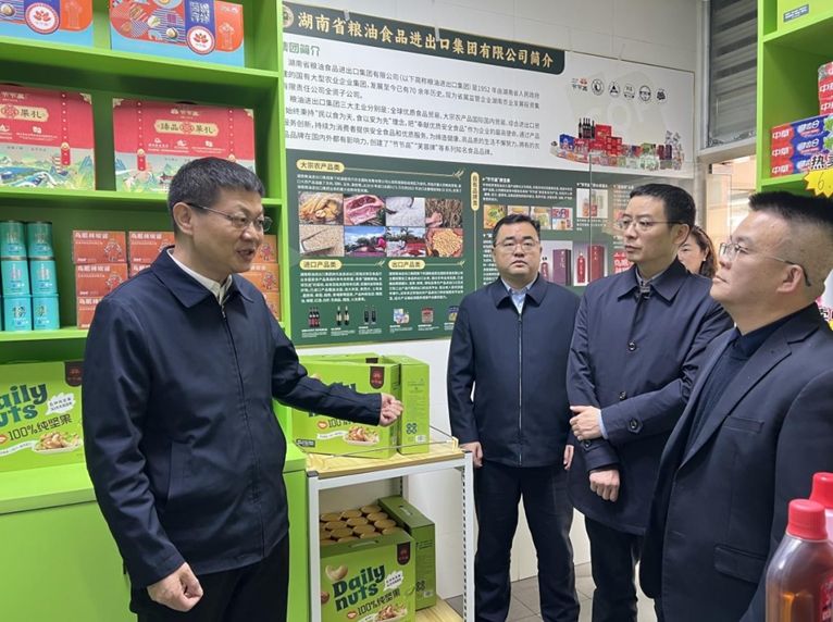 湖南農業集團黨委書記、董事長龔小波考察深圳華實高公司